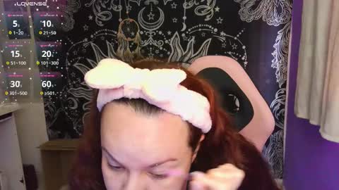 Snapshot of magic_clairewitch chatting on 03-02-26, 09:21 Claire online show from 03-02-26, 09:21