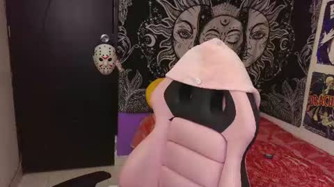 Claire online show from 06-23-26, 11:30