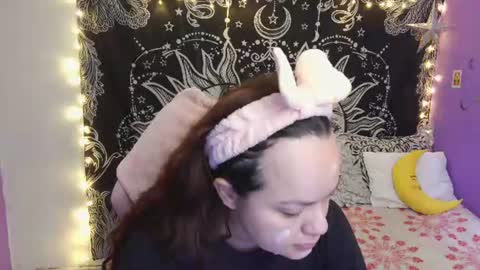 Claire online show from 07-13-26, 11:46