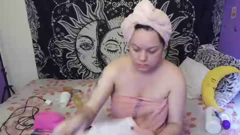 Claire online show from 07-25-26, 11:52