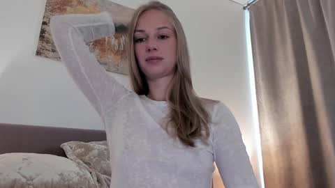 Alice  online show from 09-12-25, 12:27