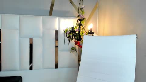 Snapshot of magic_marg chatting on 12-26-24, 08:00 Marge online show from 12-26-24, 08:00