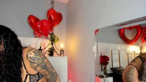 Snapshot of magic_marg chatting on 02-14-25, 10:04 Marge online show from 02-14-25, 10:04