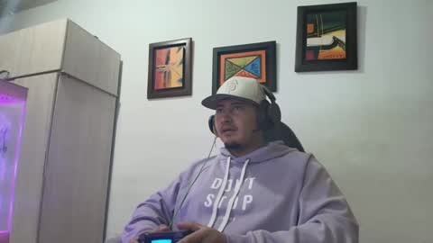 magic_milk23 online show from 01-06-26, 03:21