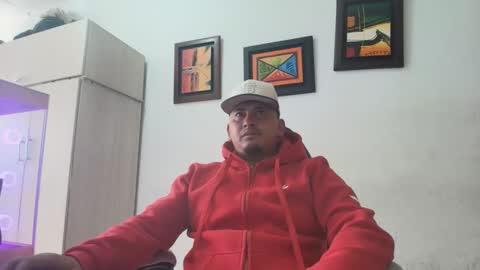 magic_milk23 online show from 01-12-26, 01:38