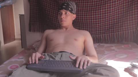 Snapshot of magic_tony chatting on 01-13-25, 06:49 Tony Hoffa online show from 01-13-25, 06:49