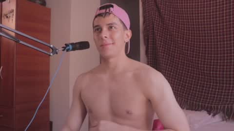 Snapshot of magic_tony chatting on 01-23-25, 03:43 Tony Hoffa online show from 01-23-25, 03:43