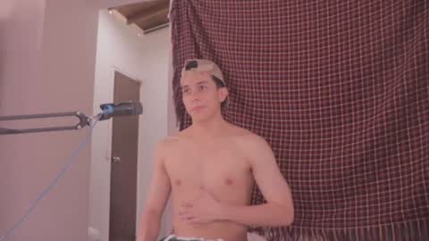 Snapshot of magic_tony chatting on 01-28-25, 03:46 Tony Hoffa online show from 01-28-25, 03:46