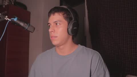 Snapshot of magic_tony chatting on 02-09-25, 01:11 Tony Hoffa online show from 02-09-25, 01:11