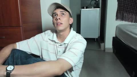 Snapshot of magic_tony chatting on 02-20-25, 02:18 Tony Hoffa online show from 02-20-25, 02:18