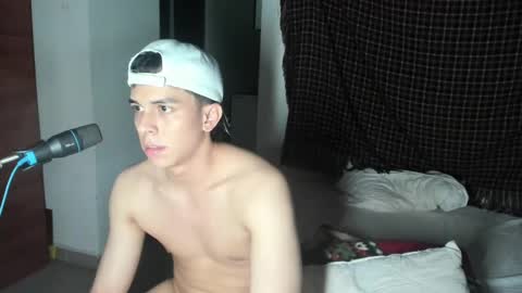 Snapshot of magic_tony chatting on 02-23-25, 02:29 Tony Hoffa online show from 02-23-25, 02:29