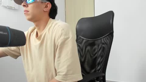 Snapshot of magic_tony chatting on 03-09-25, 10:19 Tony Hoffa online show from 03-09-25, 10:19