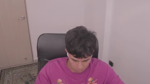 Snapshot of magic_tony chatting on 09-10-25, 07:47 Tony Hoffa online show from 09-10-25, 07:47