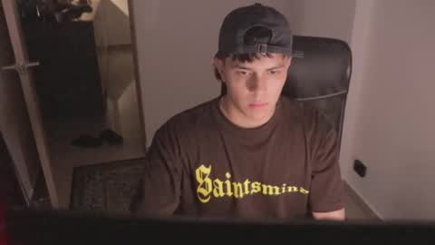 Snapshot of magic_tony chatting on 09-14-25, 02:33 Tony Hoffa online show from 09-14-25, 02:33