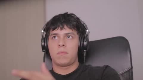 Snapshot of magic_tony chatting on 10-11-25, 10:30 Tony Hoffa online show from 10-11-25, 10:30