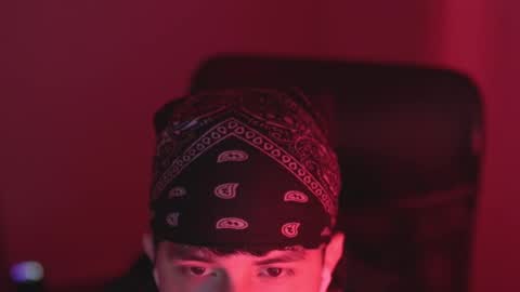 Snapshot of magic_tony chatting on 11-05-25, 01:27 Tony Hoffa online show from 11-05-25, 01:27