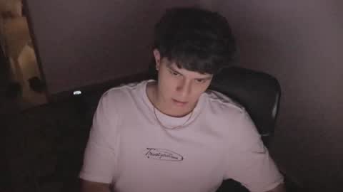 Snapshot of magic_tony chatting on 11-27-25, 11:51 Tony Hoffa online show from 11-27-25, 11:51