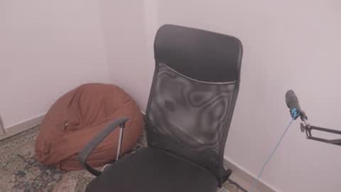 Snapshot of magic_tony chatting on 12-01-25, 06:24 Tony Hoffa online show from 12-01-25, 06:24