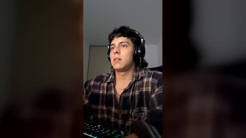 Snapshot of magic_tony chatting on 01-05-26, 10:46 Tony Hoffa online show from 01-05-26, 10:46