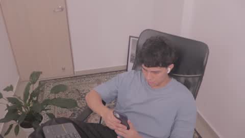 Snapshot of magic_tony chatting on 01-15-26, 06:55 Tony Hoffa online show from 01-15-26, 06:55