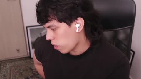 Tony Hoffa online show from 04-24-26, 10:34