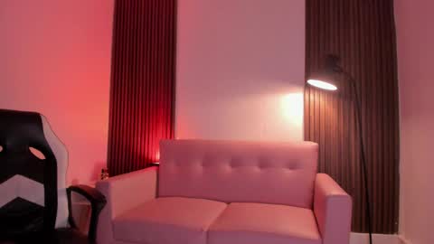 Snapshot of magic_vera chatting on 05-31-26, 04:09 Vera online show from 05-31-26, 04:09