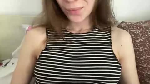 Snapshot of magicgirl50053 chatting on 03-29-26, 10:48 magicgirl50053 online show from 03-29-26, 10:48