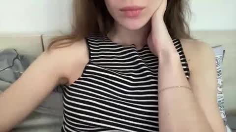 Snapshot of magicgirl50053 chatting on 04-18-26, 11:47 magicgirl50053 online show from 04-18-26, 11:47