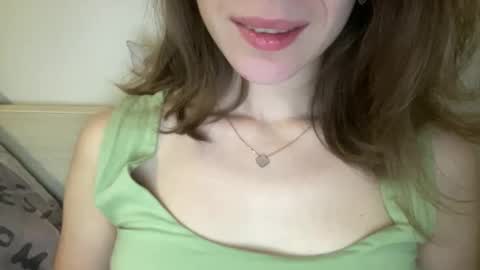 Snapshot of magicgirl50053 chatting on 05-12-26, 06:05 magicgirl50053 online show from 05-12-26, 06:05