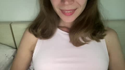 magicgirl50053 online show from 06-22-26, 04:37