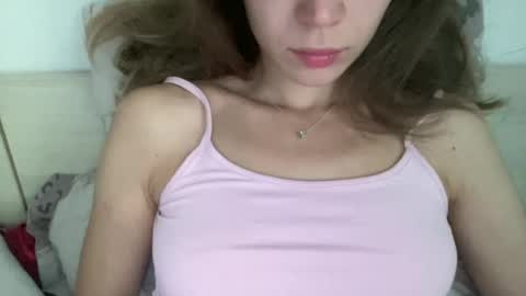 magicgirl50053 online show from 07-08-26, 04:33