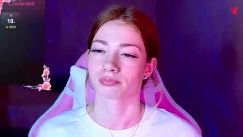 Snapshot of magicladyy chatting on 10-15-25, 07:47 Angel online show from 10-15-25, 07:47