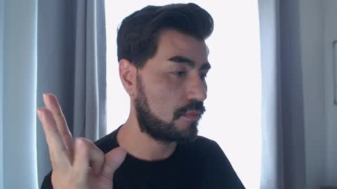 Snapshot of magicloganx chatting on 03-30-26, 04:30 Andres online show from 03-30-26, 04:30