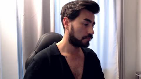 Snapshot of magicloganx chatting on 04-17-26, 10:57 Andres online show from 04-17-26, 10:57