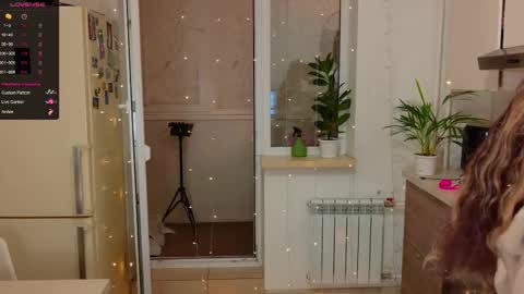 Snapshot of magiclovexo chatting on 12-03-25, 12:36 MagicLove online show from 12-03-25, 12:36