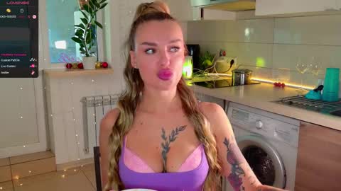 Snapshot of magiclovexo chatting on 02-04-26, 04:18 MagicLove online show from 02-04-26, 04:18