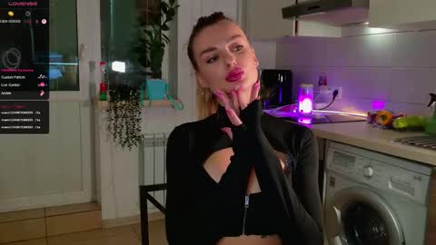 Snapshot of magiclovexo chatting on 02-26-26, 03:49 MagicLove online show from 02-26-26, 03:49