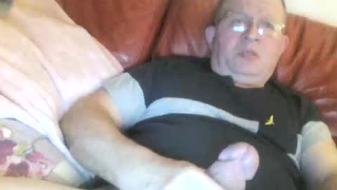 magicman250 online show from 11-08-25, 10:41