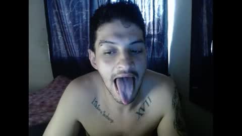 Snapshot of magico_9809 chatting on 10-11-25, 01:09 BRAYAN online show from 10-11-25, 01:09