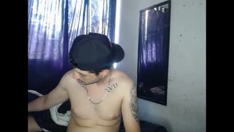 Snapshot of magico_9809 chatting on 11-18-25, 06:45 BRAYAN online show from 11-18-25, 06:45