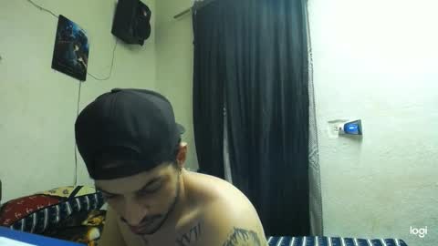 Snapshot of magico_9809 chatting on 01-16-26, 05:11 BRAYAN online show from 01-16-26, 05:11