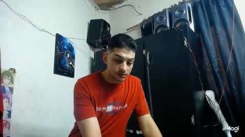 Snapshot of magico_9809 chatting on 02-11-26, 02:00 BRAYAN online show from 02-11-26, 02:00