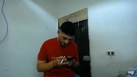 Snapshot of magico_9809 chatting on 02-12-26, 04:29 BRAYAN online show from 02-12-26, 04:29