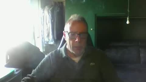 Snapshot of magicomerlino63 chatting on 10-10-25, 12:15 magicomerlino63 online show from 10-10-25, 12:15
