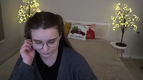 Emily online show from 01-06-25, 05:59