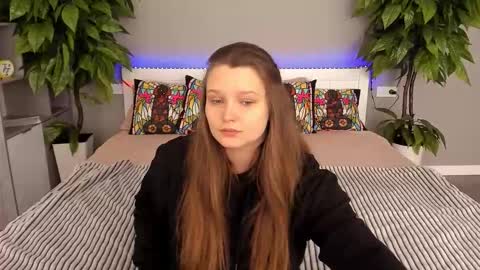 Emily online show from 09-09-25, 08:03