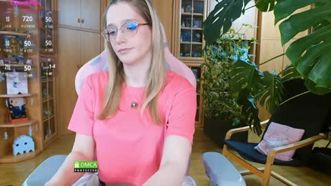 Nicole online show from 01-18-25, 09:45