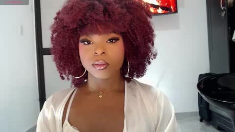 Snapshot of magilife chatting on 12-21-25, 06:42 magilife online show from 12-21-25, 06:42