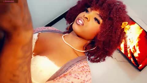 Snapshot of magilife chatting on 02-08-26, 12:25 magilife online show from 02-08-26, 12:25