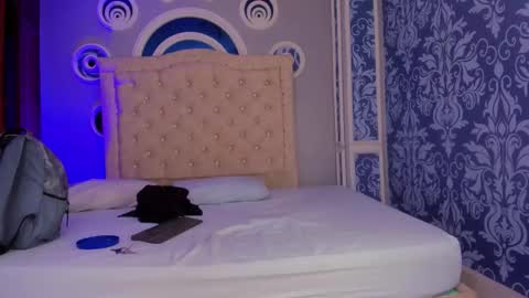 Snapshot of magnus_alejo chatting on 11-28-25, 11:24 Magnus Alejo online show from 11-28-25, 11:24